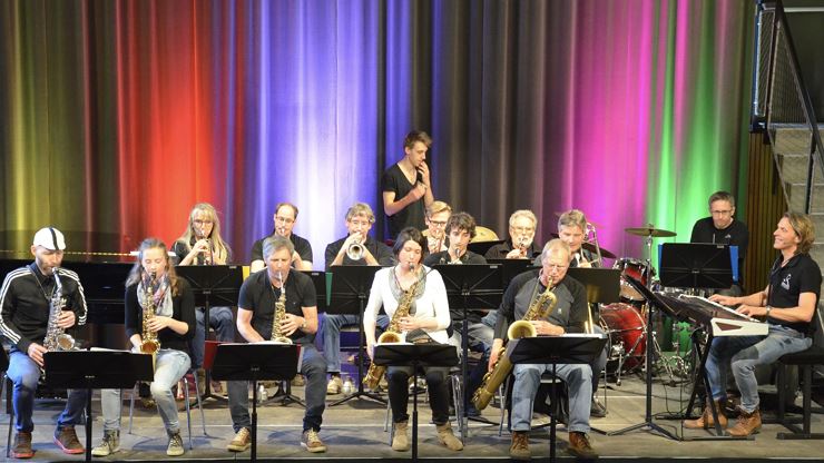 Jazztime mit LMS BIGBAND KUFSTEIN feat. Mili Poblete