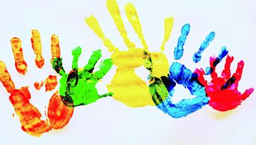 Kreative Winterwerkstätte 'Mal- und Bastelwerkstatt auf die Pinsel-Fertig-Los'